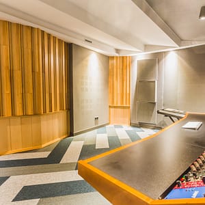 Projekty akustyczne wnętrz i ochrony przeciwdźwiękowej